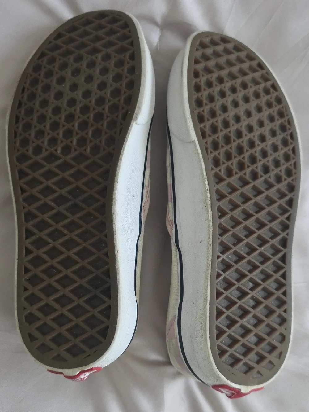 Vans Slip-On Checkerboard in Lavender & Cream